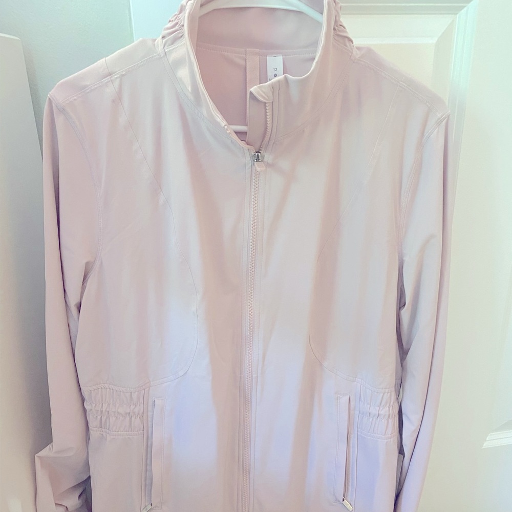 Blush lululemon Sights Seen Jacket - never worn